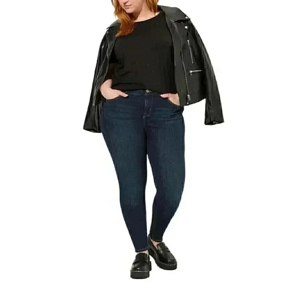 Torrid Bombshell Skinny Women 24S Short Zip Fly Jeans Blue Blend Stretch Dark - Picture 1 of 9